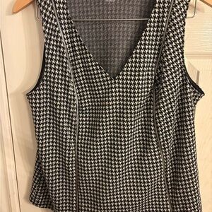 Lane Bryant Black and White Fitted Houndstooth Tank Top size 14/16